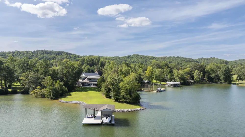199 Piney Bay Lane Spring City, TN 37381