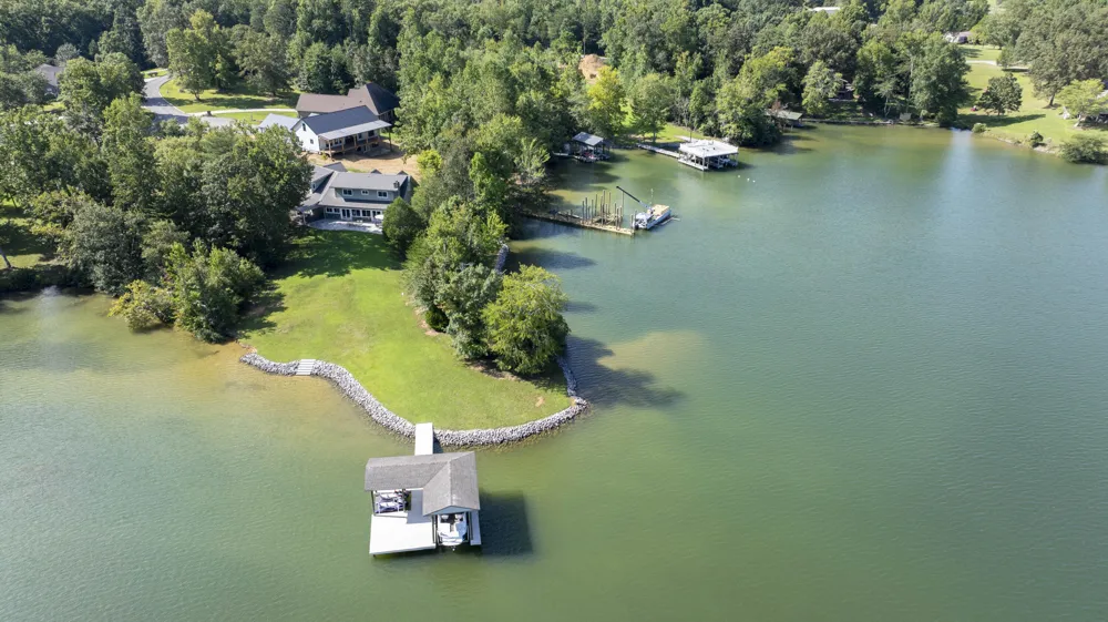 199 Piney Bay Lane Spring City, TN 37381