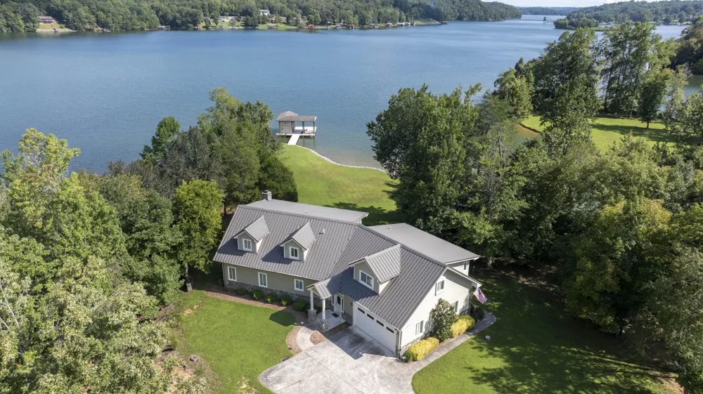 199 Piney Bay Lane Spring City, TN 37381