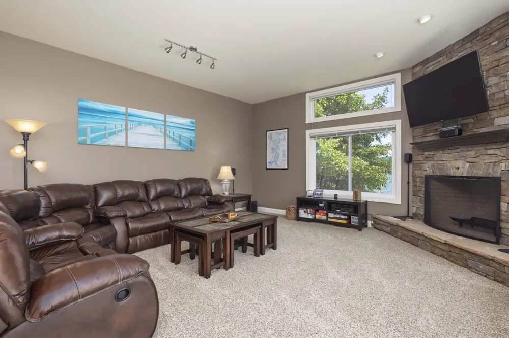 199 Piney Bay Lane Spring City, TN 37381