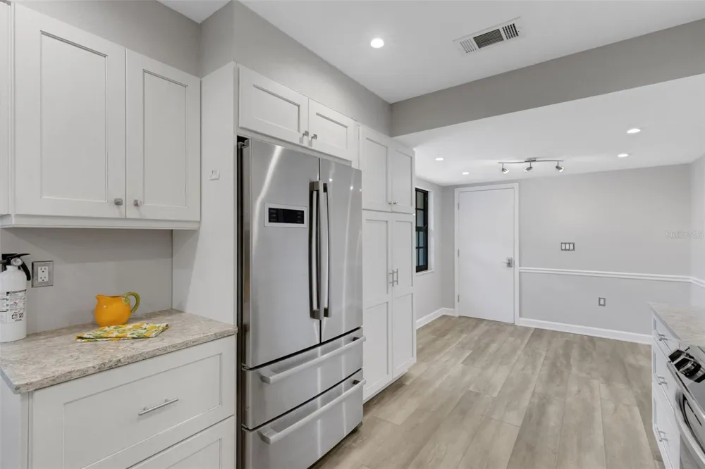 4418 LA JOLLA DRIVE Bradenton, FL 34210