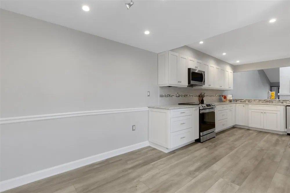 4418 LA JOLLA DRIVE Bradenton, FL 34210