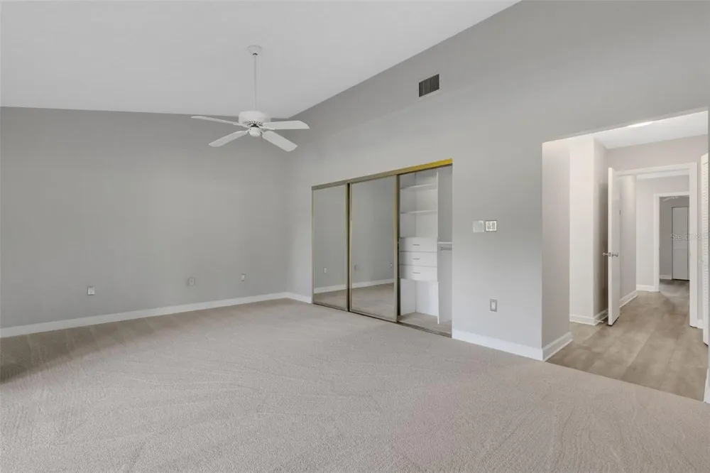 4418 LA JOLLA DRIVE Bradenton, FL 34210