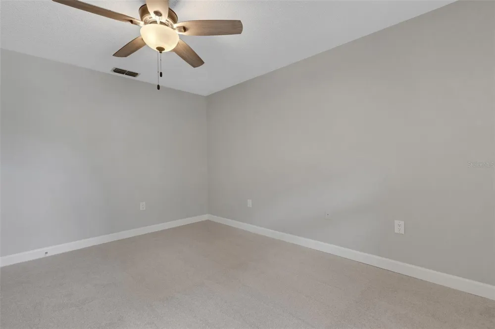 4418 LA JOLLA DRIVE Bradenton, FL 34210