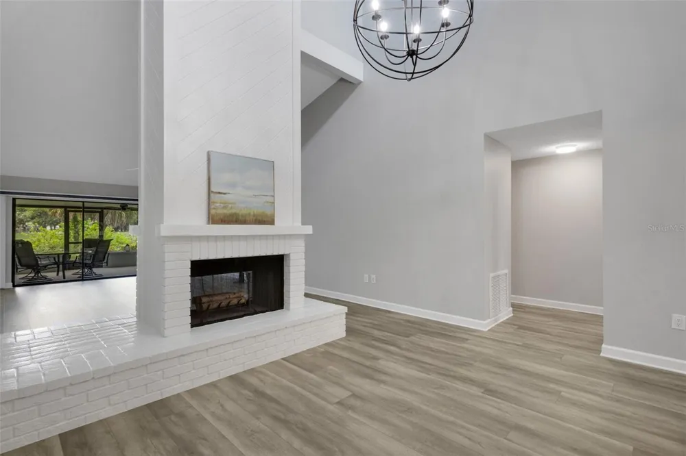 4418 LA JOLLA DRIVE Bradenton, FL 34210