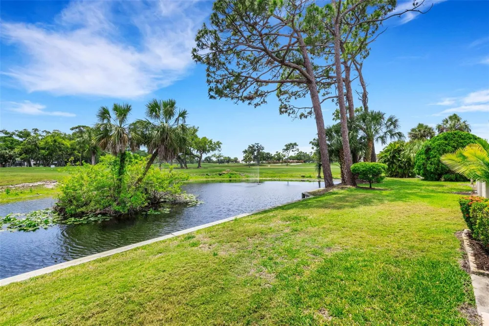 4418 LA JOLLA DRIVE Bradenton, FL 34210