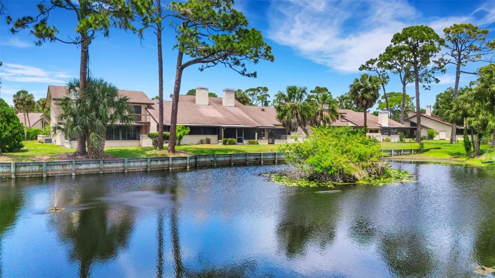 4418 LA JOLLA DRIVE Bradenton, FL 34210