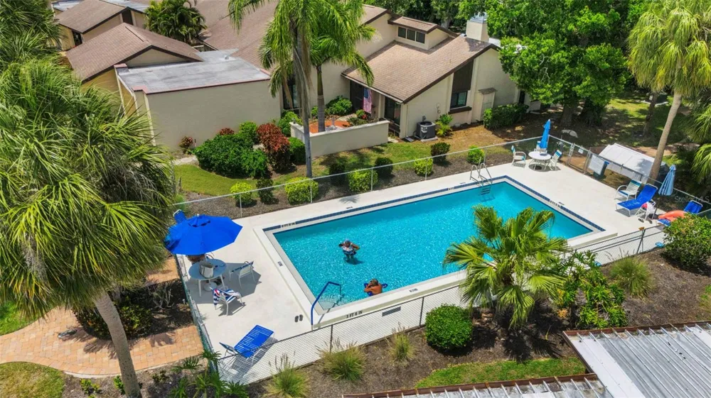 4418 LA JOLLA DRIVE Bradenton, FL 34210