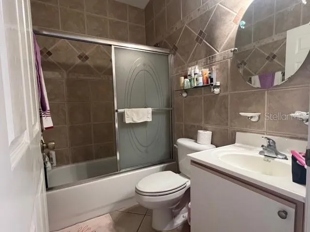 4125 HAMPSHIRE VILLAGE COURT Orlando, FL 32822