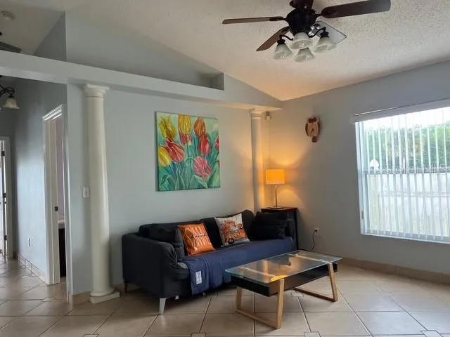 4125 HAMPSHIRE VILLAGE COURT Orlando, FL 32822