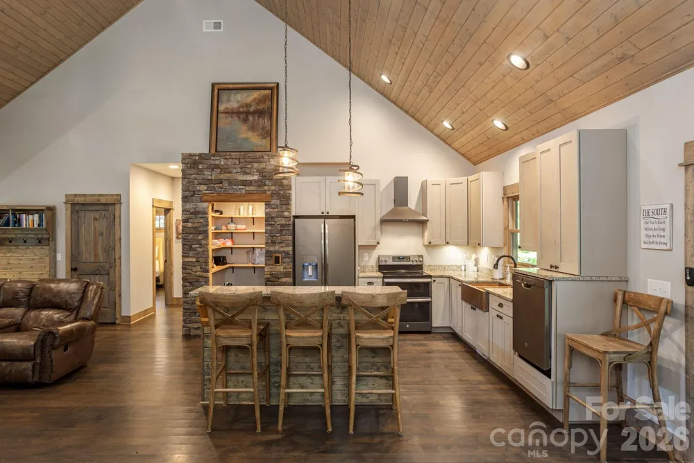 142 Davids Trace Pisgah Forest, NC 28768