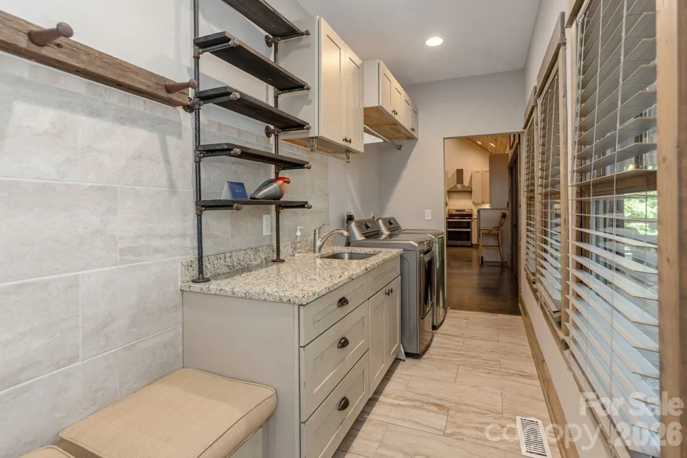142 Davids Trace Pisgah Forest, NC 28768
