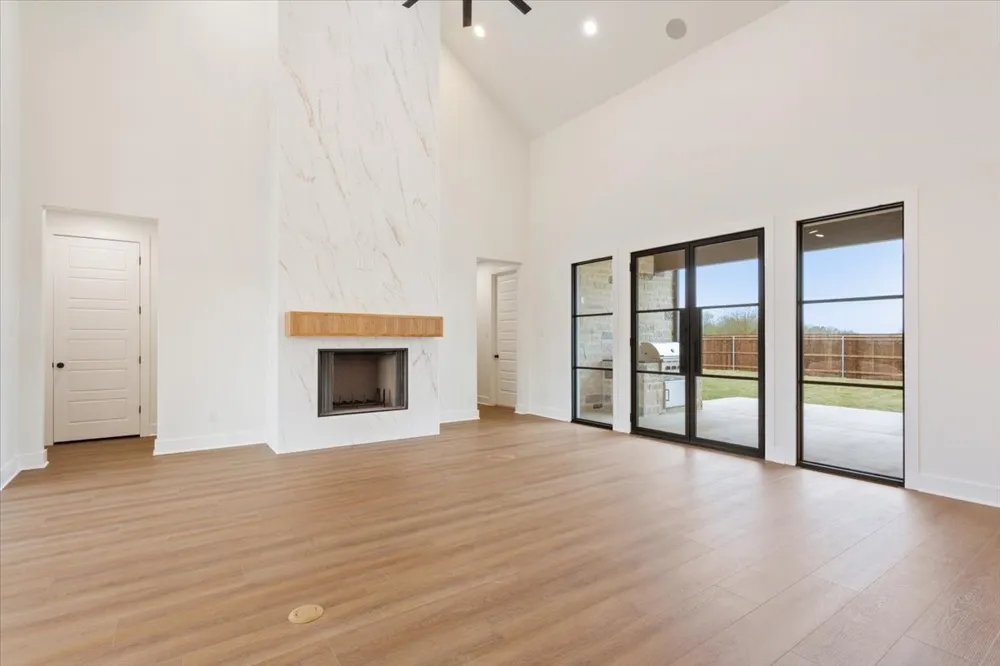 919 Fawn Drive McGregor, TX 76657