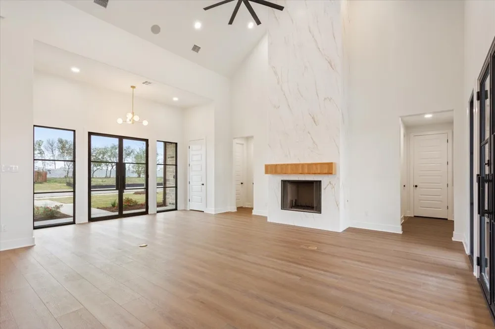 919 Fawn Drive McGregor, TX 76657