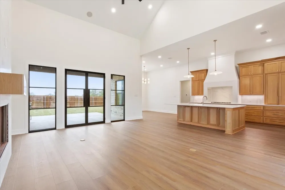 919 Fawn Drive McGregor, TX 76657