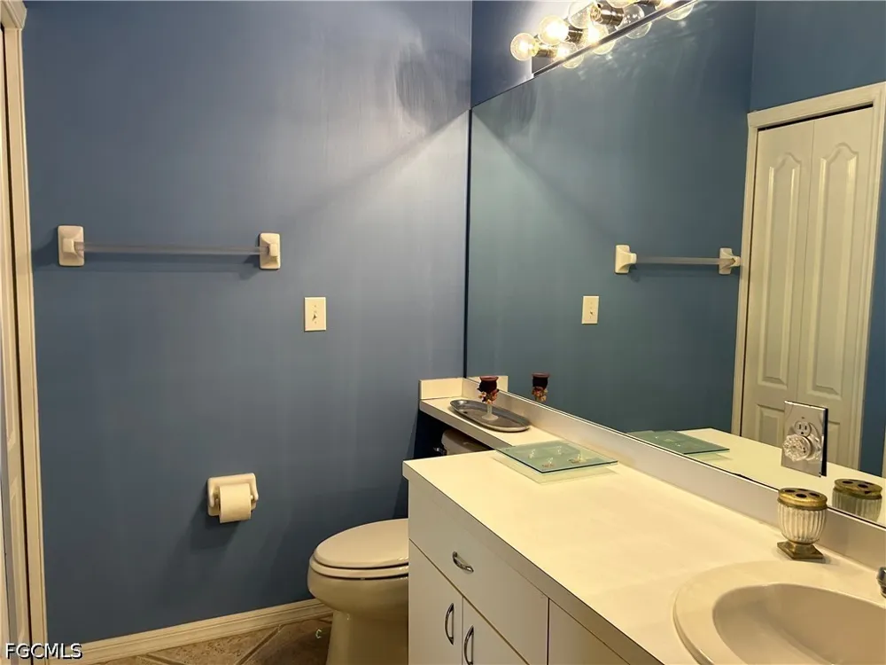 Country Barn Drive Estero, FL 33928