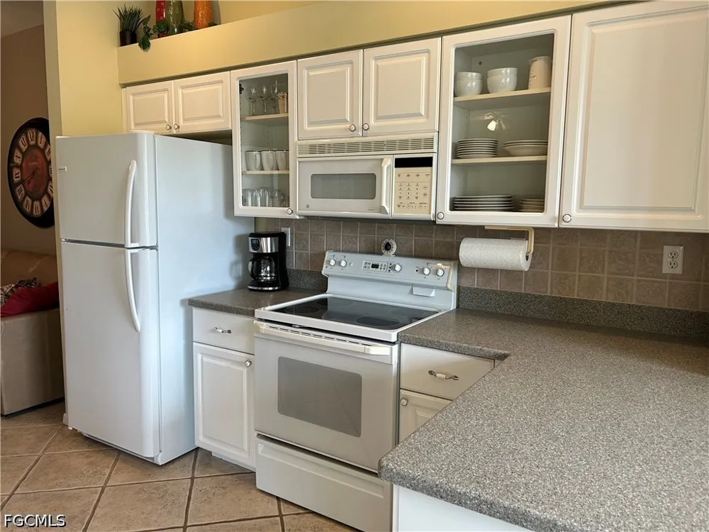 Country Barn Drive Estero, FL 33928