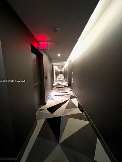 17111 Biscayne Blvd #2102 North Miami Beach, FL 33160