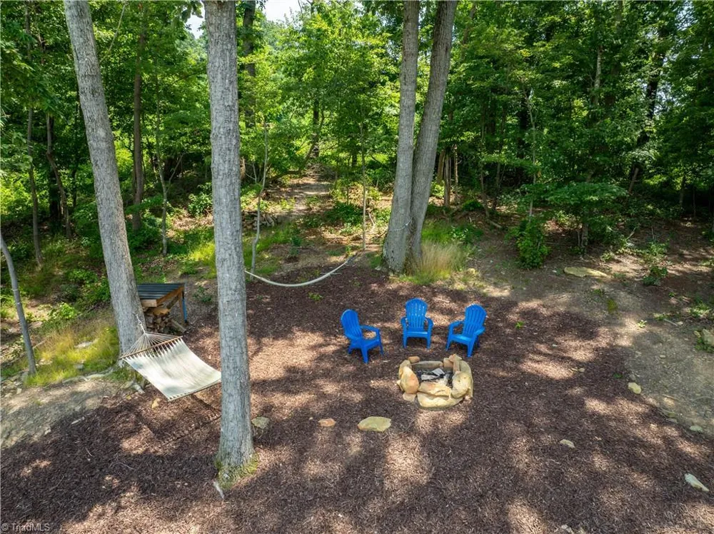 2320 Swan Creek Road Jonesville, NC 28642