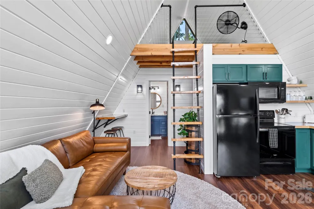 2320 Swan Creek Road Jonesville, NC 28642