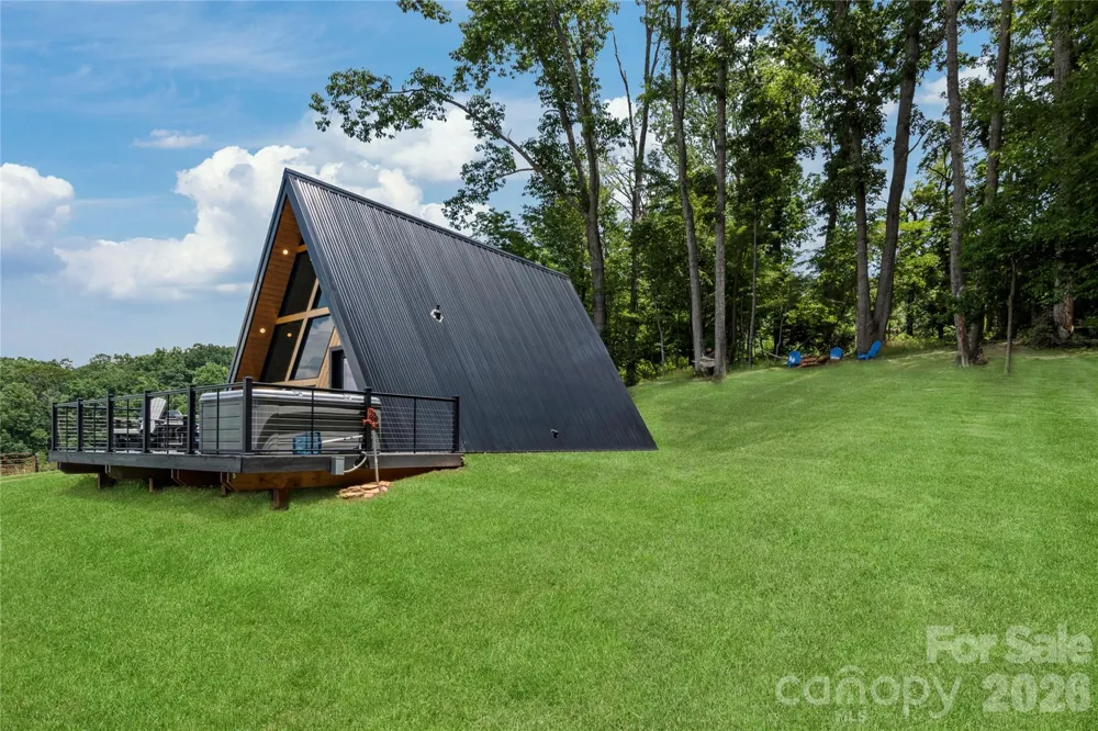 2320 Swan Creek Road Jonesville, NC 28642