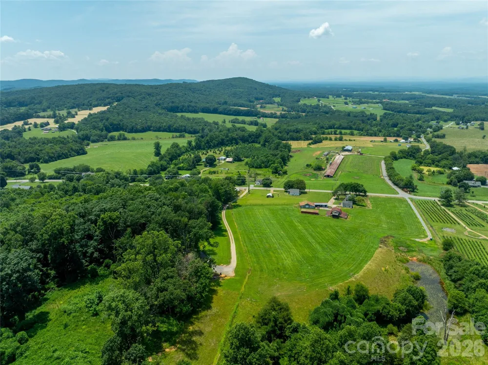 2320 Swan Creek Road Jonesville, NC 28642