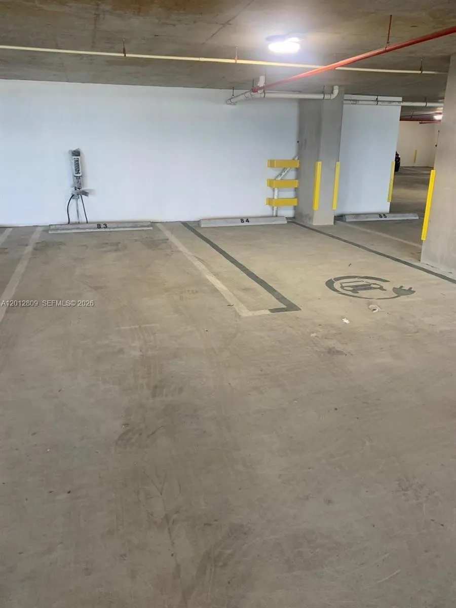 17550 Collins Ave #1204 Sunny Isles Beach, FL 33160