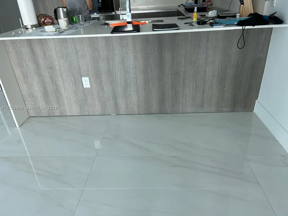 17550 Collins Ave #1204 Sunny Isles Beach, FL 33160