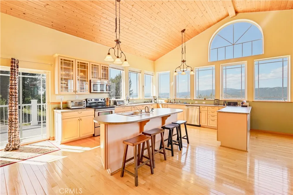 7866 Evergreen Kelseyville, CA 95451