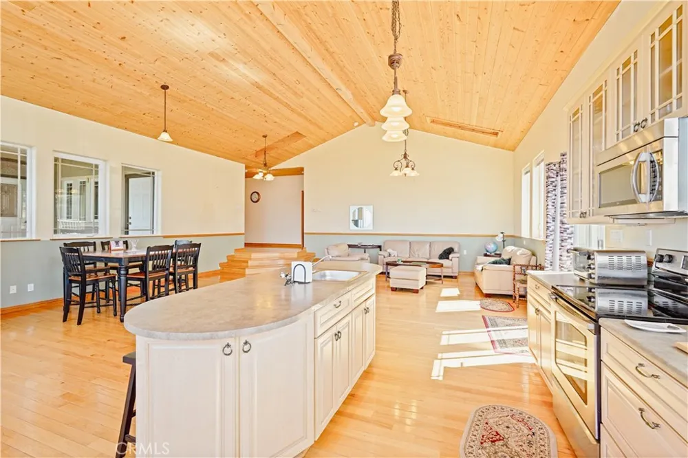 7866 Evergreen Kelseyville, CA 95451
