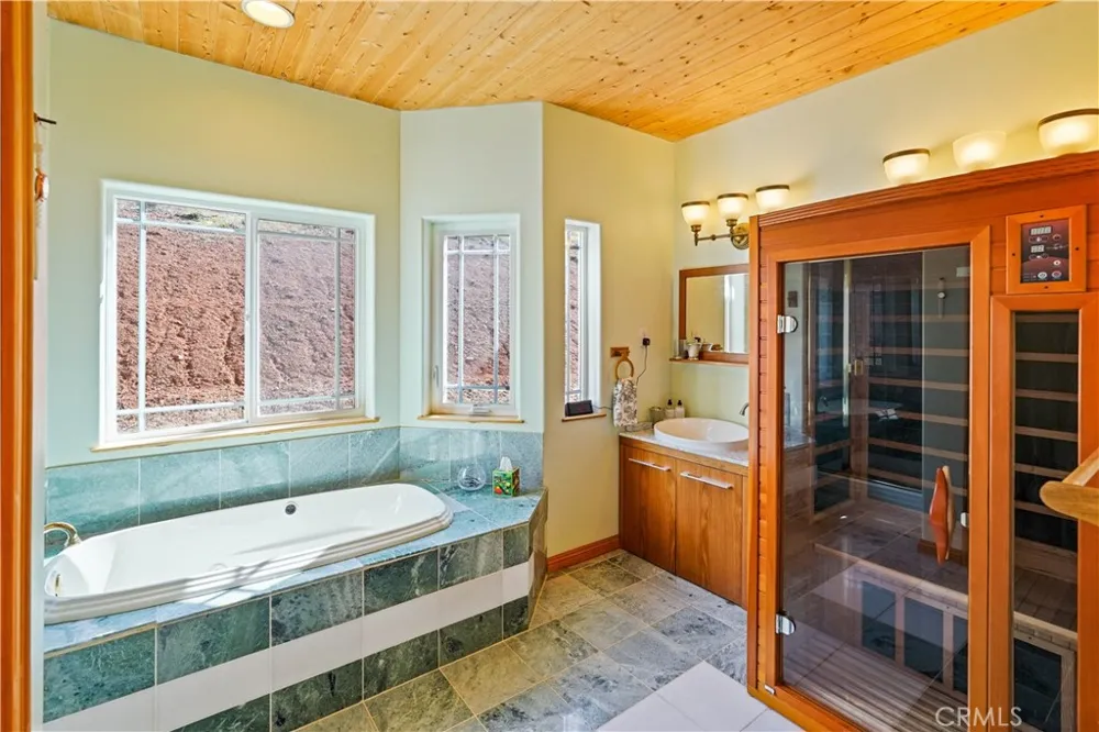 7866 Evergreen Kelseyville, CA 95451