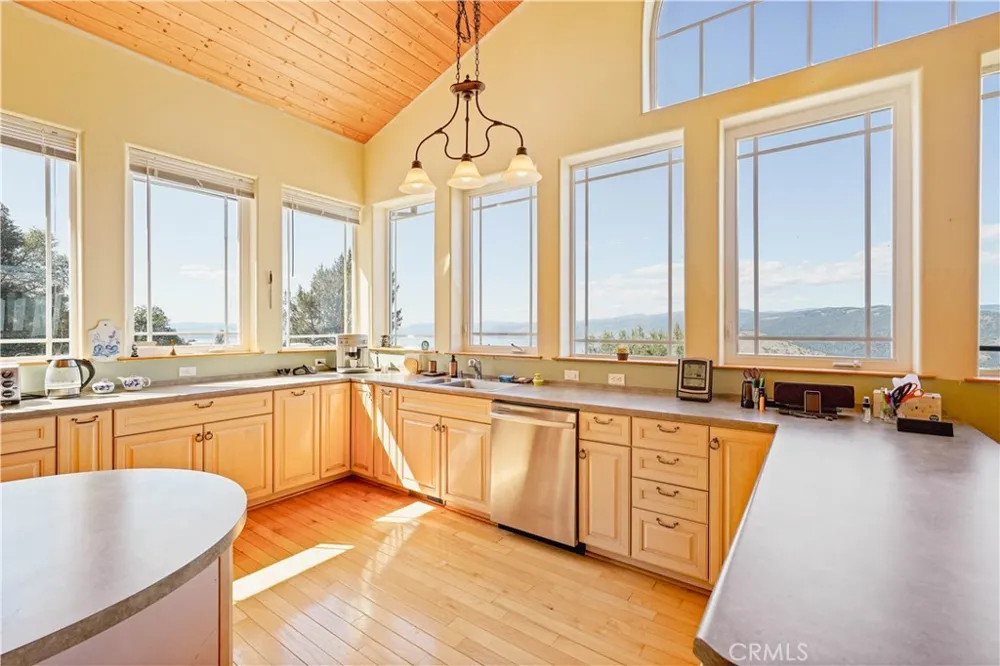 7866 Evergreen Kelseyville, CA 95451