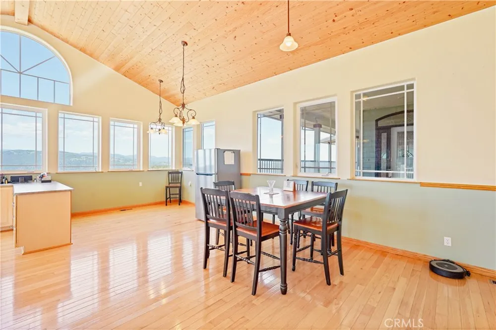 7866 Evergreen Kelseyville, CA 95451