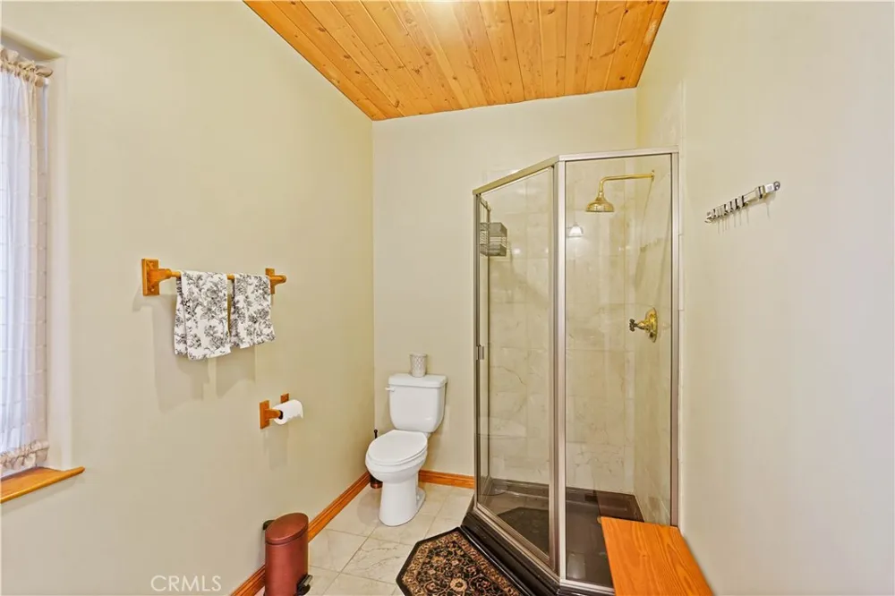7866 Evergreen Kelseyville, CA 95451
