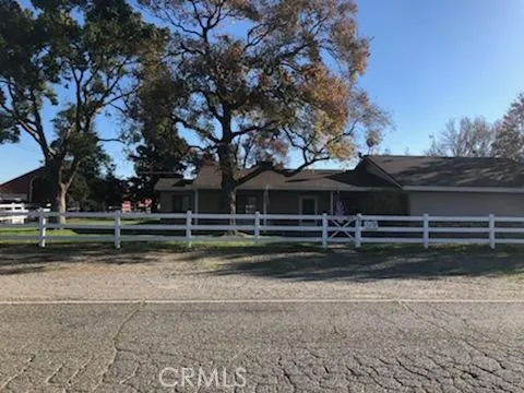 4870 5th Orland, CA 95963