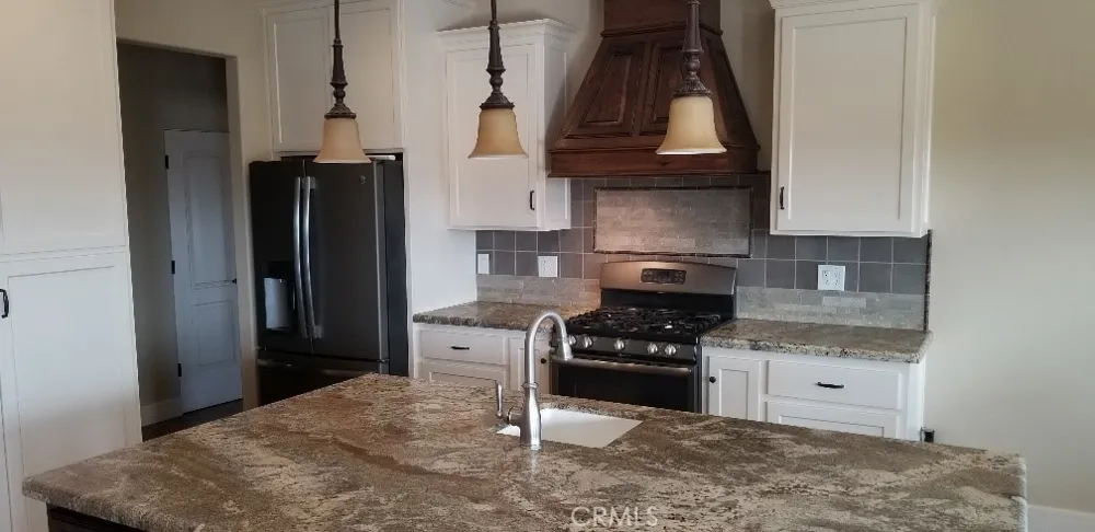 4870 5th Orland, CA 95963