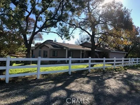 4870 5th Orland, CA 95963