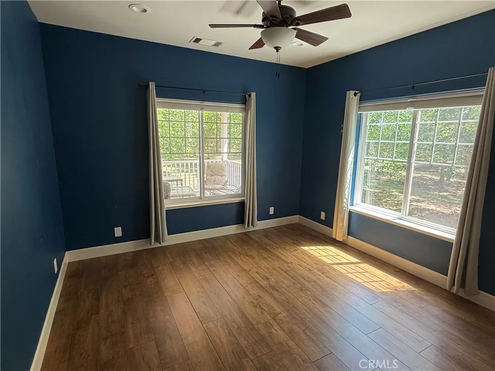 4870 5th Orland, CA 95963