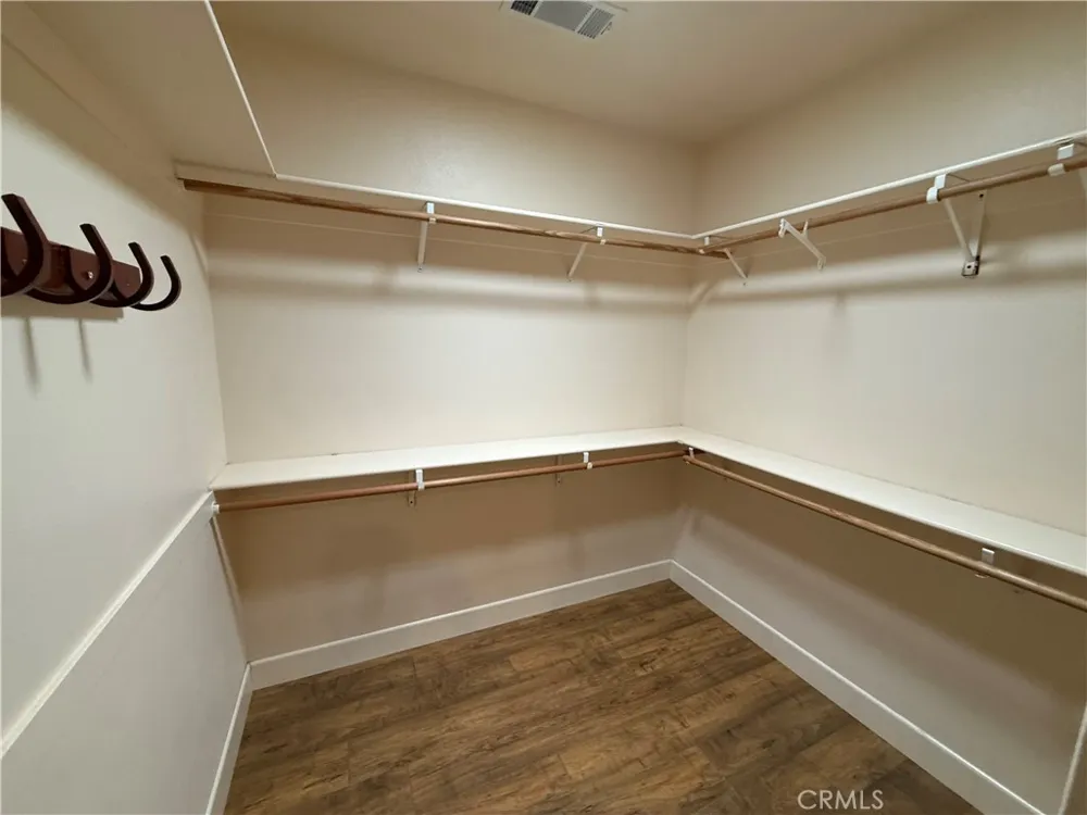 4870 5th Orland, CA 95963