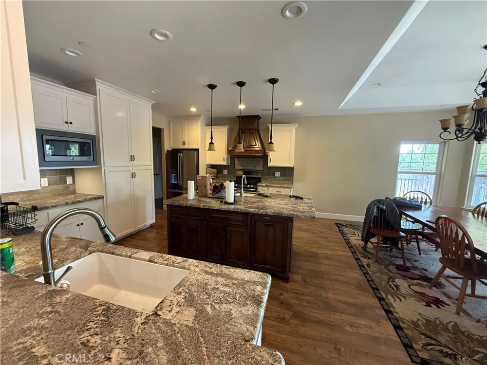 4870 5th Orland, CA 95963