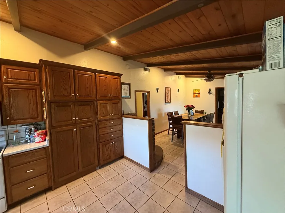 4870 5th Orland, CA 95963