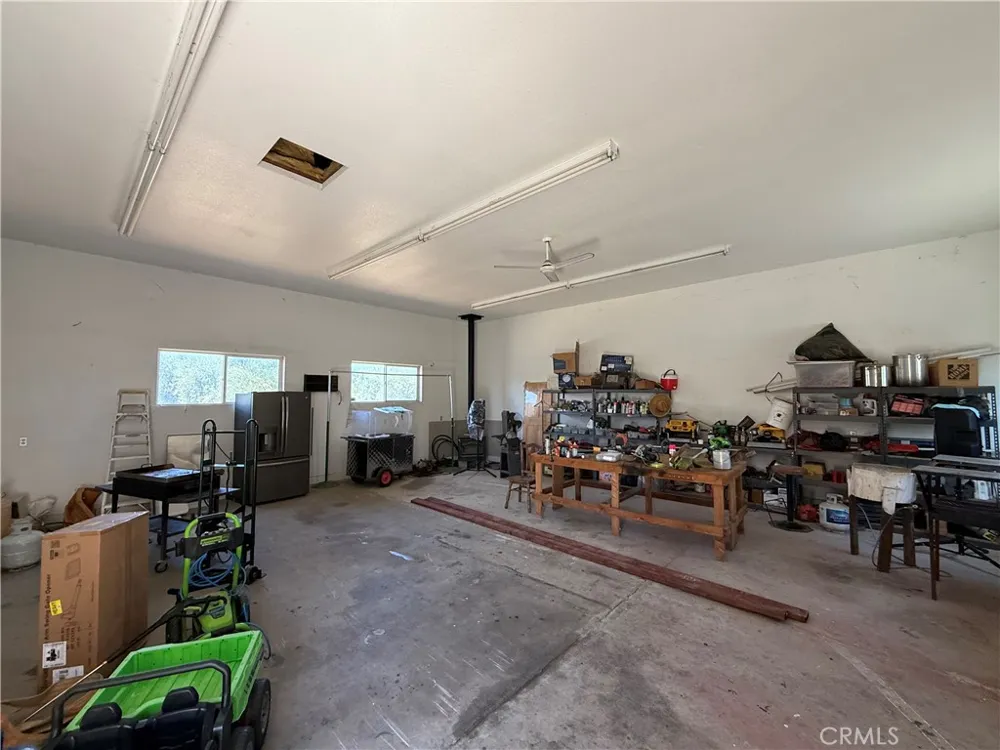 4870 5th Orland, CA 95963