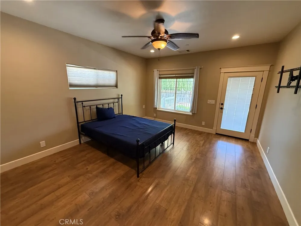 4870 5th Orland, CA 95963