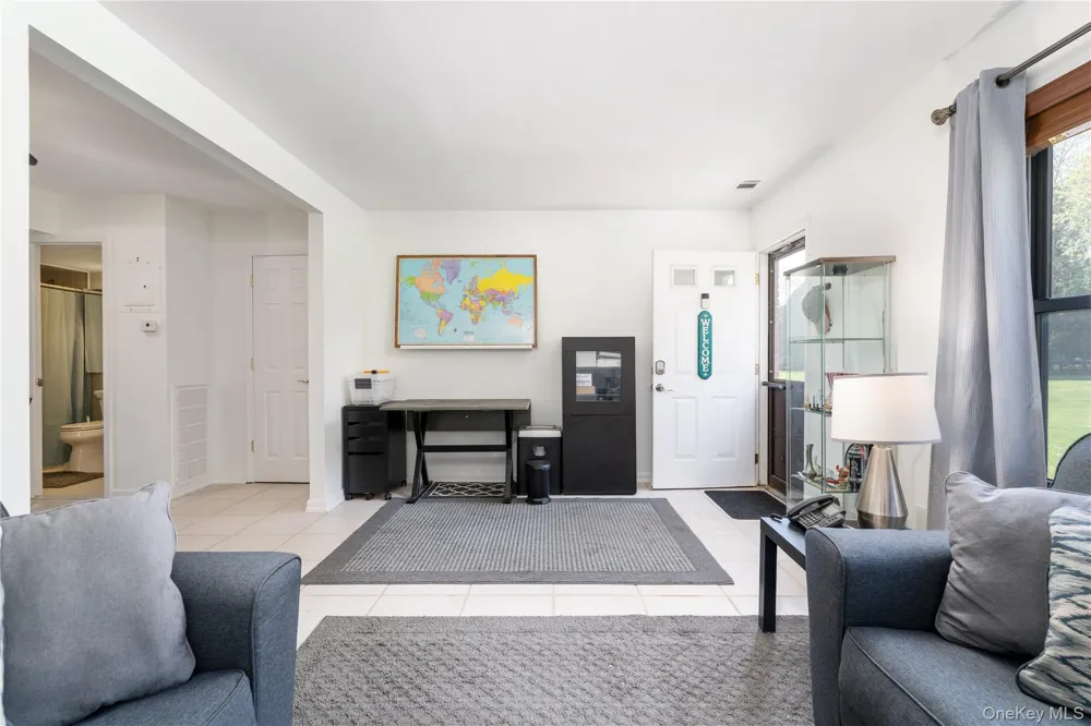 28 Bailey Court #28 Middle Island, NY 11953