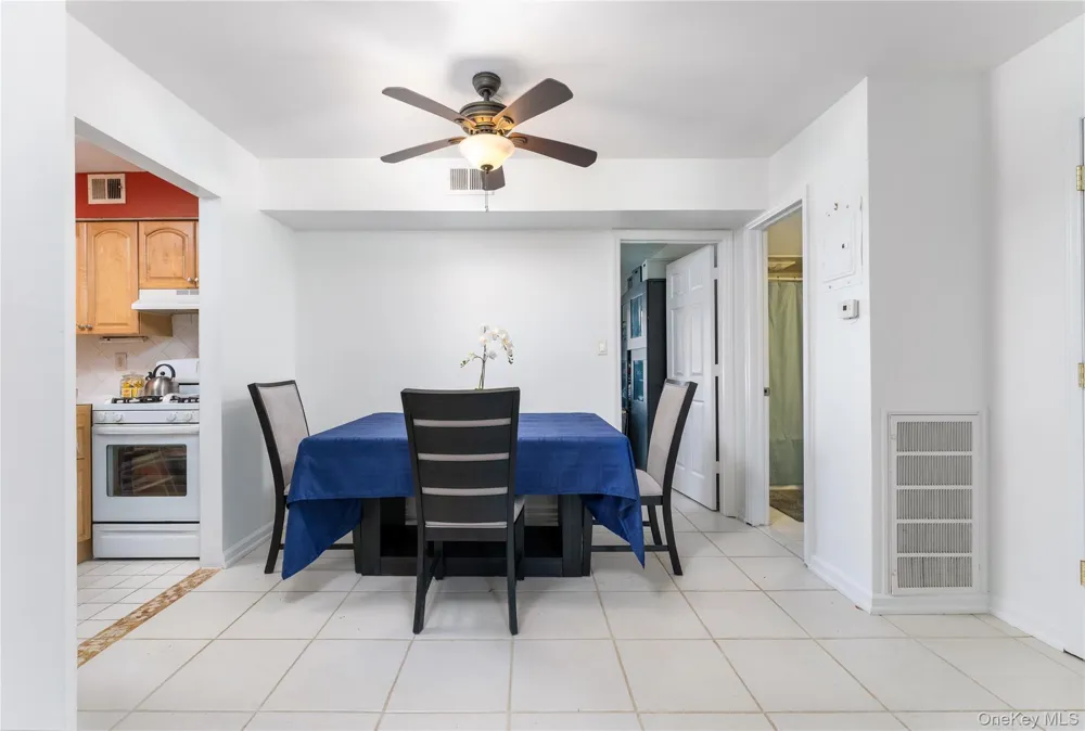 28 Bailey Court #28 Middle Island, NY 11953