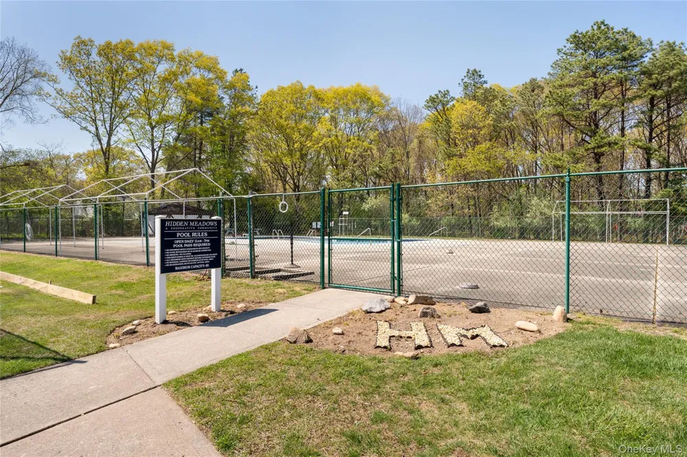 28 Bailey Court #28 Middle Island, NY 11953