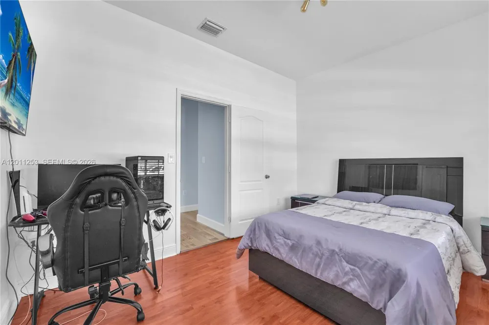 16266 SW 54th Ter #0 Miami, FL 33185