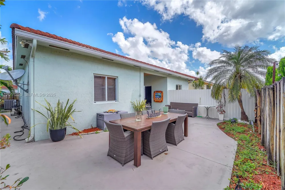 16266 SW 54th Ter #0 Miami, FL 33185