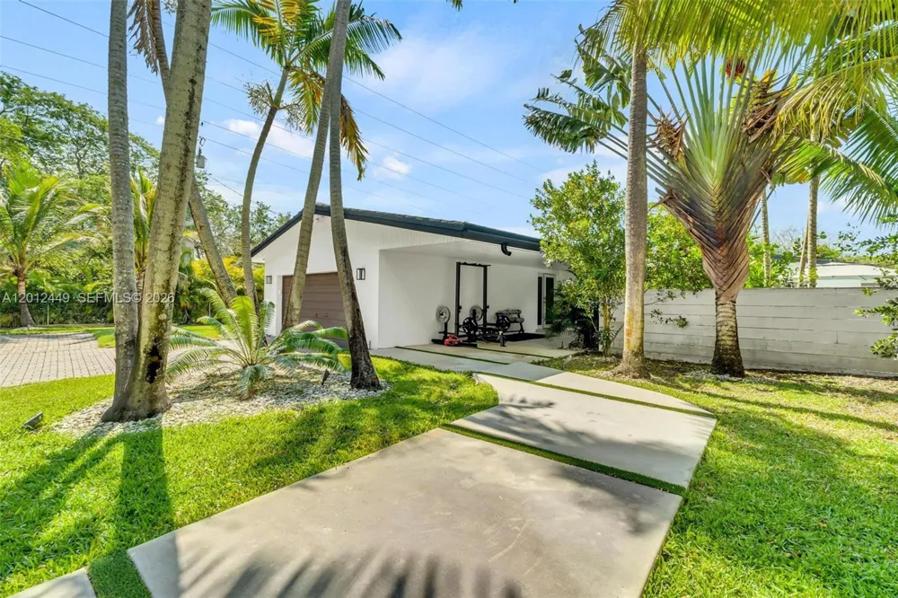 6200 SW 118th St Pinecrest, FL 33156