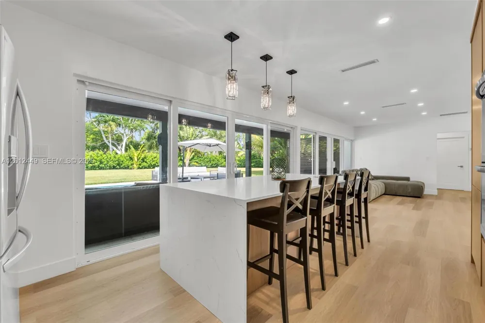 6200 SW 118th St Pinecrest, FL 33156